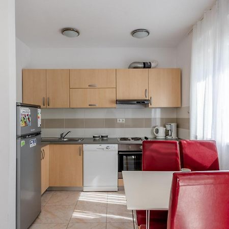 Apartment Village 닌 외부 사진