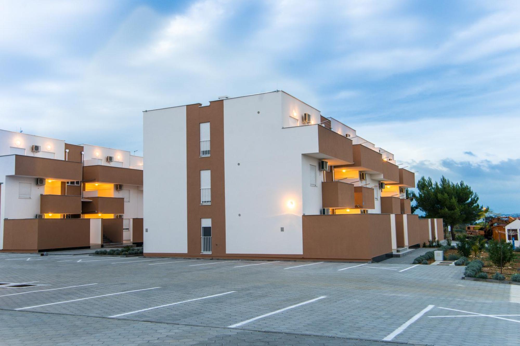 Apartment Village 닌 외부 사진