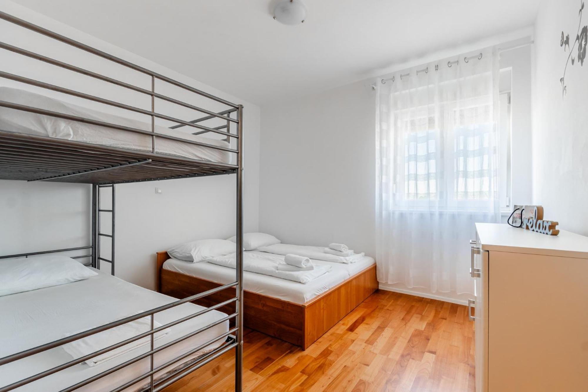 Apartment Village 닌 외부 사진