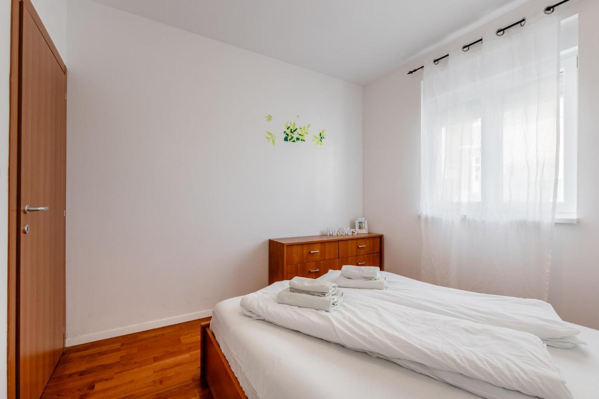 Apartment Village 닌 외부 사진