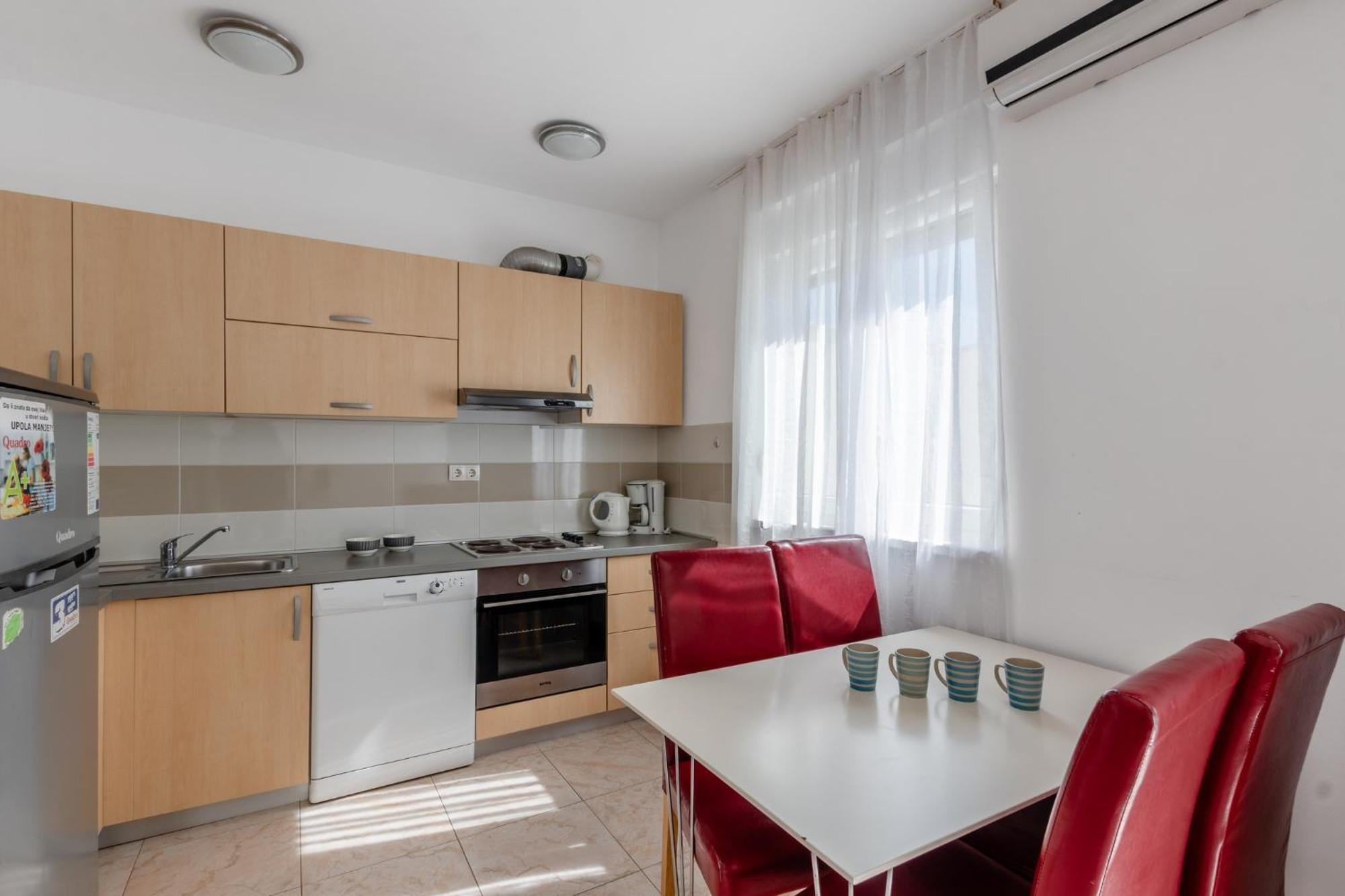 Apartment Village 닌 외부 사진